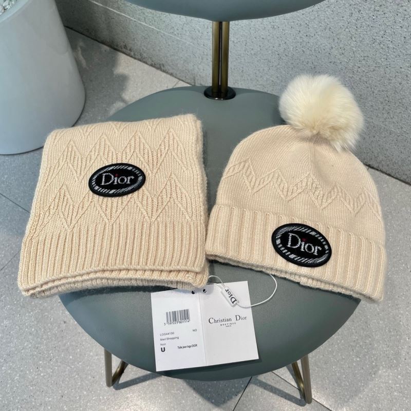 Christian Dior Caps Scarfs